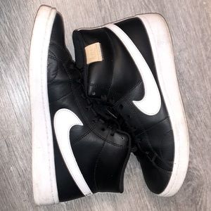 Nike Court Royale 2 Mid